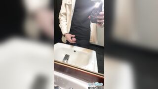 Going For Peeing And Finished With Jizzing Into A Public Tub Pizza Place Restauraunt