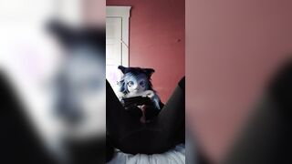 Jizzing and shrieking noisily on the couch