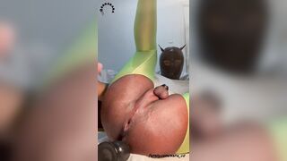 Do you want to observe my arse being spread out? Enormously gay-for-pay things happening in my bedroom today