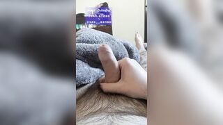 see me wank my uncircumcised morning penis