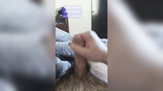see me wank my uncircumcised morning penis