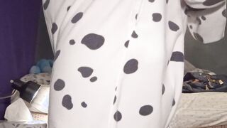 Onesie Rear end Flashes Off ADVERTISEMENT Tail