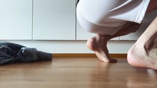 School hairy man munching own soles / SOLE FETISH