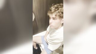 Twunk jerks in the cinema while being observed by the cameras