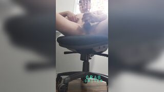 Wank off bago pasok sa work