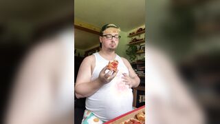 Homosexual stoner gamer tucks himself two