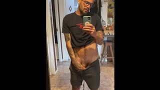 Displaying myself to you ????