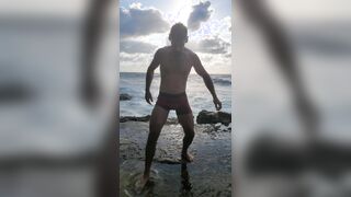 I only got to flash my shaft a duo of times here on the coast