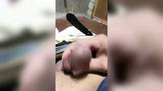 Sarap gapangin ni bayaw,habang natutulog katabi mga pamngkin kong maliliit,nagsalsal nalang mona ako