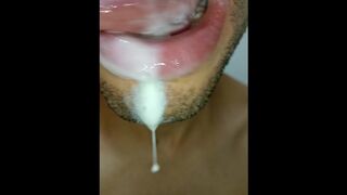 I ENJOY JIZM IN THE JAWS, TONGUE, IMMENSE AND STRONG SPUNK-PUMP, SLOOPY, SMOOCH