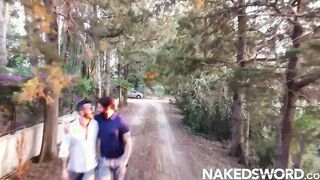 NAKEDSWORD Johnny Viper Successfully Blows Acquaintance Scott Carter Meatpipe Before Boink