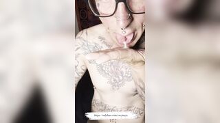 Jism Tonguing! Nom nom nom.