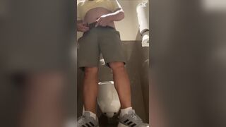 airport shower taunt