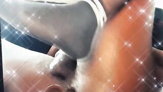 I enjoy being torn up in my arse.