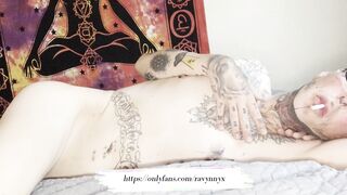 Deep throating Smoke