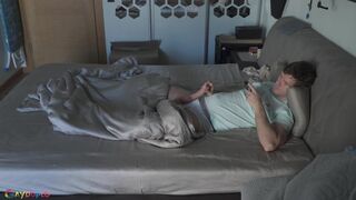 Tugging off and nutting in my arm!