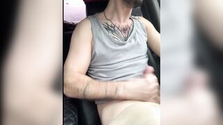 Cougars passenger gave $ 1,000 to a cab driver to watch how he jacks off