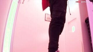 Delivery Stud Thought I Was a Gal – and Emptied His Nuts