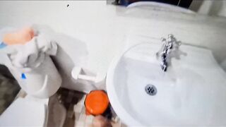 Soldado colombiano se masturba en medio de la guerra en colombia