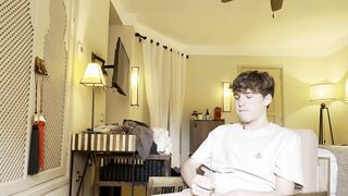 Twunk jerks in a motel and nearly gets caught