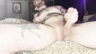 Tatted BWC guy drains his weenie and frigs his bum until he is coated in jism