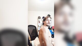 Hansome webcam stud selfsuck his giant manmeat and jism live