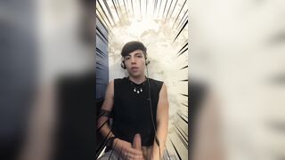 Queer youngster blows a load during streaming (POINT OF VIEW cruising)