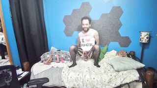 Como siempre de exhibida para los machos