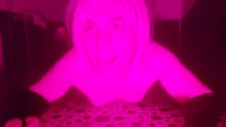 Who’s your beloved lil taunt?