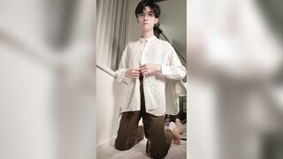 Luxurious lad in suit sway his shaft and jizm all over your face and tongue for cash