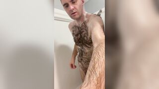 Supah Unshaved Bathroom Grizzly