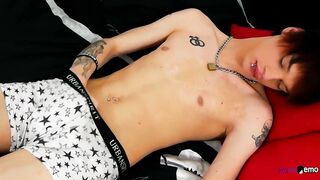 HomoEmo: Sizzling Goth Lewis Romeo Bares It All In His Scorching Solo Getting off