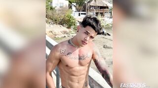 Sizzling muscle latino stud Chris Heria pic compilation