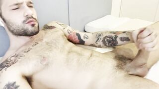 Wild Inked Dude Buttfuck Fucktoy Have fun & Jizz shot – Igor Lucios