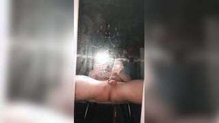 Дрочу и ссу на себя для парня