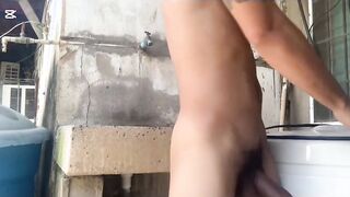 Super hot sonnie strokes in the yard - Jovenpoder