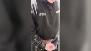 HOMO CRUISING IN PUBLIC REST ROOM