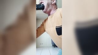 je suce mon gros gode jworship