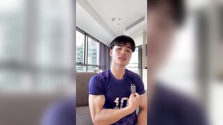 Super hot Soccer Jock Drains His Meaty Jizz-shotgun After Instructing