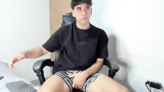 MEXICAN DUDE MASTURBATING OFF WHILE SMOKE