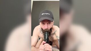 Dad in v-card fellating and jacking off hefty ebony fuck stick