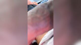 He’s telling howdy!!